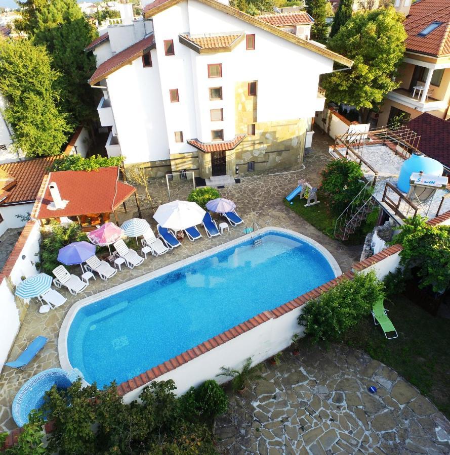 Guest House Yanita Varna Exteriér fotografie