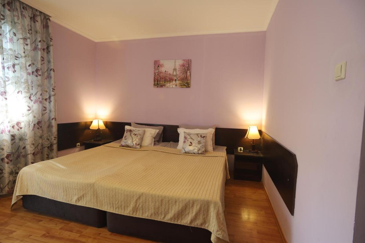 Guest House Yanita Varna Exteriér fotografie