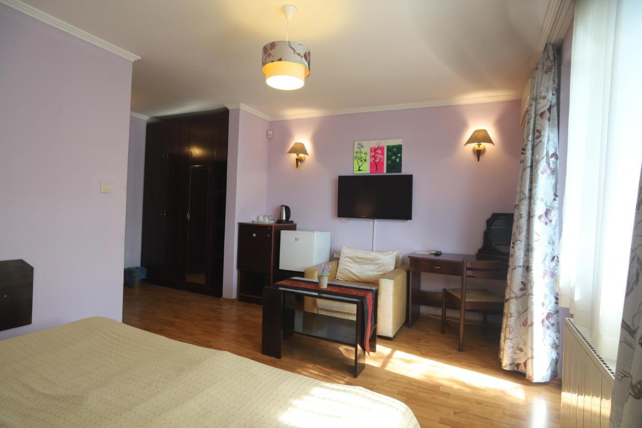 Guest House Yanita Varna Exteriér fotografie